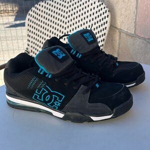 Men’s DC shoe 13 size